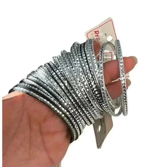 Y2K Fashion Jewelry Bangle Bracelets NWT 11 Sets of 2 Silver and Black - Picture 6 of 7